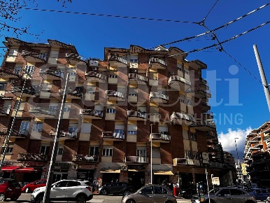 Foto Appartamento in Via Tagliamento 0, Avellino di 110 m² con 4 locali