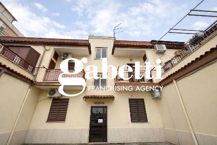 Foto Appartamento in Via DELLE TUBEROSE 9, Roma Centocelle di 59 m²