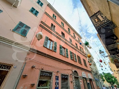 Foto Appartamento in Corso UMBERTO 62, Oristano Centro di 140 m² in vendita