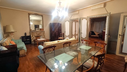 Foto Appartamento in Via ravenna 34, Roma Bologna di 205 m² con 5 locali