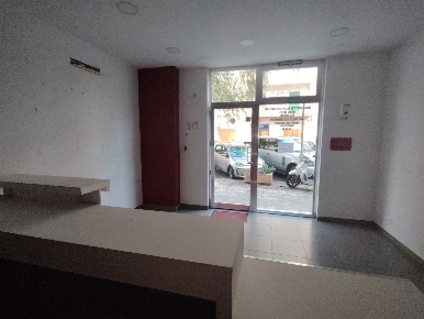 Foto Negozio in Via Alfieri 28, Palermo Libertà - Villabianca di 35 m²