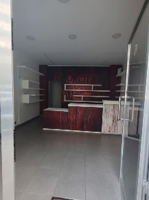 Foto Negozio in Via Alfieri 28, Palermo Libertà - Villabianca di 35 m²