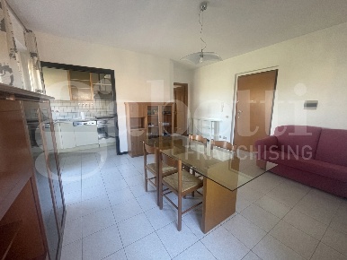 Foto Appartamento a Oristano Centro di 80 m² con 3 locali in vendita