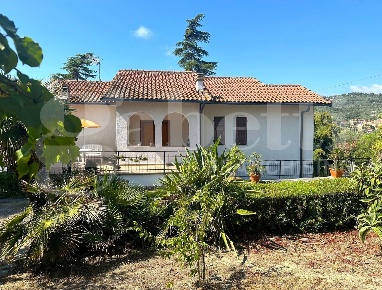 Foto Villa bifamiliare in Via Regione Bussi snc, Imperia Piani, Torrazza