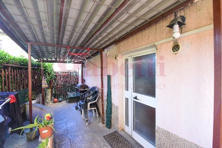 Foto Appartamento in Via Como, Novedrate Centro di 97 m² con 3 locali