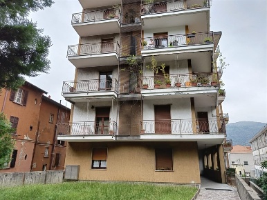 Foto Appartamento a Como Como Sole di 75 m² con 2 locali in affitto