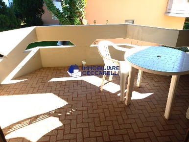 Foto Appartamento a Massa Marina di Massa Centro di 120 m² con 6 locali