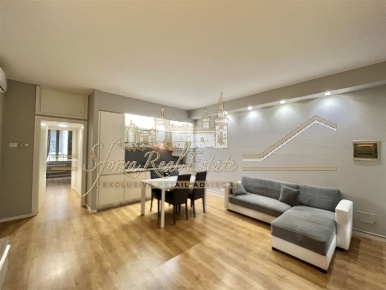 Foto Appartamento in Viale Monte Santo, Milano Porta Nuova di 65 m²