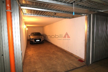 Foto Box a Brugherio di 27 m² in vendita