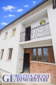 Foto Villa a schiera a Piombino Dese di 115 m² con 4 locali in vendita