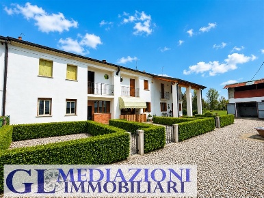 Foto Villa a schiera a Piombino Dese di 115 m² con 4 locali in vendita