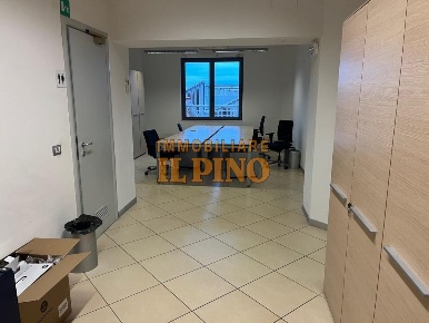 Foto Ufficio a Pisa Porta a Mare di 110 m² con 3 locali in affitto