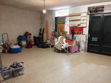 Foto Box a Vicopisano Uliveto Terme di 35 m² con 1 locali in vendita