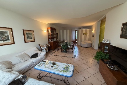 Foto Appartamento a Certaldo Zona Mensa, Via Toscana di 110 m² con 5 locali