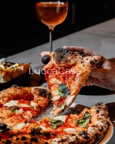 Foto Ristorante a Capannori Marlia di 110 m² con 4 locali in vendita