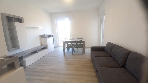 Foto Appartamento a Camaiore Lido di Camaiore di 90 m² con 5 locali