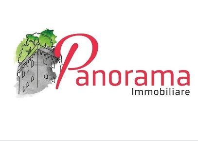 Foto Locale commerciale a Lucca Piazza Anfiteatro - Torre Guinigi di 140 m²