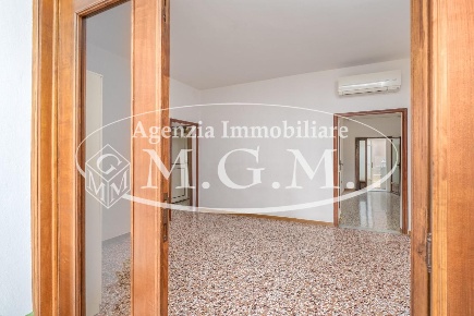 Foto Appartamento a Bientina Centro di 77 m² con 4 locali in vendita