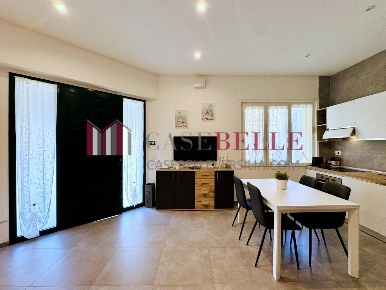 Foto Appartamento a Pietrasanta di 70 m² con 3 locali in affitto