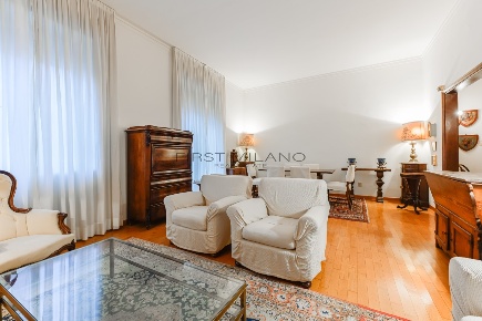 Foto Appartamento in Viale Lunigiana 4, Milano Cascina dei Pomi di 185 m²