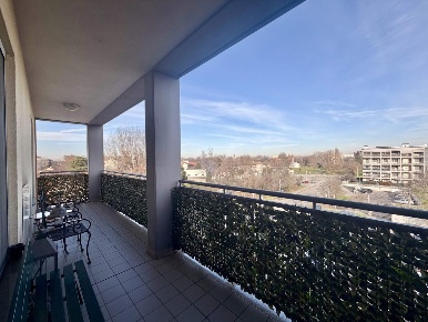 Foto Appartamento in Via Alda Merini 4, Rozzano di 92 m² con 3 locali