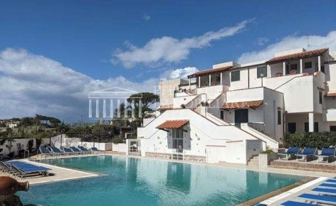 Foto Appartamento a Forio di 70 m² con 3 locali in vendita