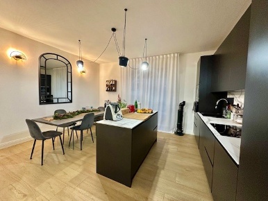 Foto Appartamento a Viareggio Terminetto - Migliarina di 97 m² con 5 locali