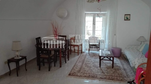 Foto Appartamento in via Vatoliere 4, Barano d'Ischia di 600 m² in vendita