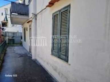 Foto Appartamento in via delle Vigne 6, Ischia Centro di 120 m² in vendita