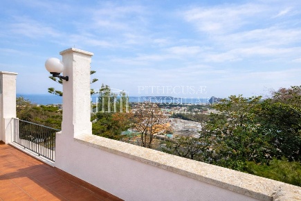 Foto Attico in Via Montagna 1, Ischia Centro di 170 m² con 6 locali