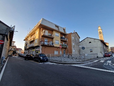 Foto Appartamento in Via Molino 1, Cogliate Centro di 96 m² con 3 locali