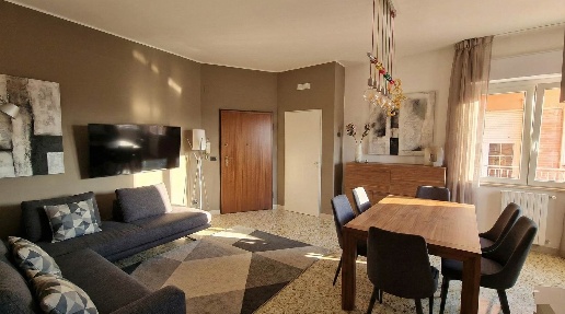 Foto Appartamento in VIA DOMITIANA317, Mondragone di 100 m² con 3 locali