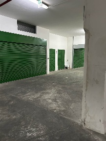Foto Garage a Palermo Politeama - Ruggiero Settimo di 16 m² con 1 locali