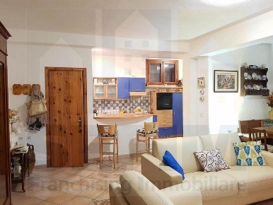 Foto Appartamento in VIA RICCIARDI, Matera Centro di 90 m² con 3 locali