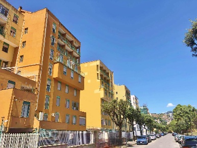 Foto Appartamento in Via Raffaele Di Palo 14, Salerno di 120 m² in vendita