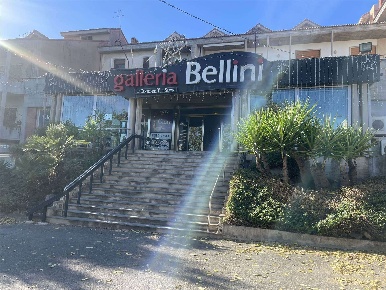 Foto Attività commerciale a Sant'Agata li Battiati Barriera - Leucatia