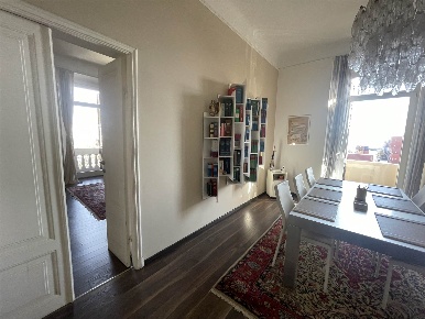 Foto Ufficio a La Spezia Ospedale di 191 m² con 8 locali in affitto