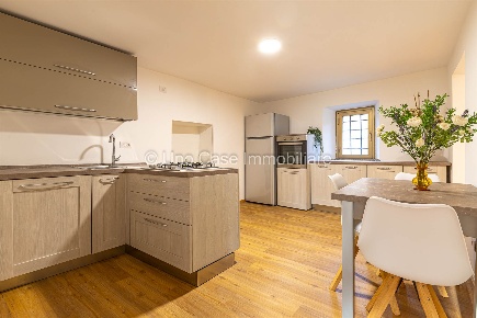 Foto Case semi ndipendenti in vicolo arduino 10, Vistrorio di 100 m²