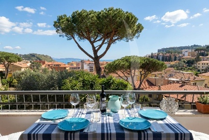 Foto Appartamento a Monte Argentario Porto Ercole di 98 m² con 4 locali