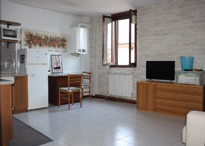 Foto Appartamento in Via Luigi Ratti, Milano Trenno di 34 m² con 1 locali