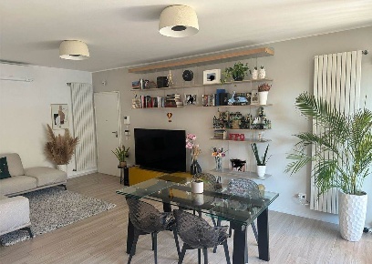 Foto Appartamento in Primaticcio   0, Milano Lorenteggio di 80 m²