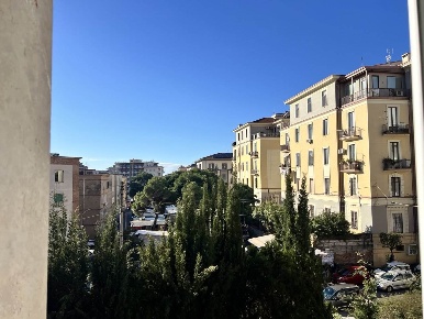 Foto Appartamento a Salerno Carmine di 80 m² con 3 locali in vendita