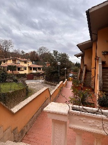 Foto Appartamento in Via di Mezza Costa, Capena Tre Pontoni di 89 m²