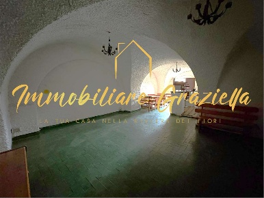 Foto Negozio a Camporosso di 72 m² con 1 locali in vendita