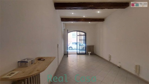 Foto Negozio a Modena di 32 m² con 1 locali in affitto