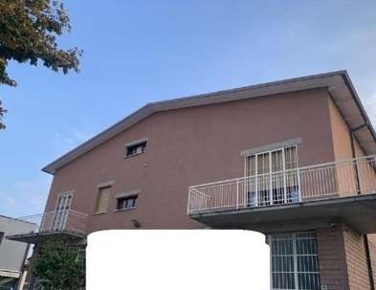 Foto Appartamento in Via Falzarego  32, Sassuolo Zona Industriale di 203 m²