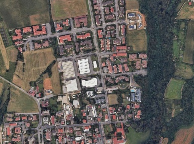 Foto Villa unifamiliare in Via Mozart, Usmate Velate Velate di 345 m²