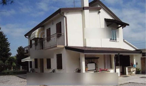 Foto Case indipendenti in Via Cavaizza, Codevigo di 296 m² con 12 locali