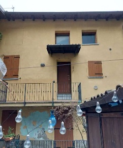 Foto Appartamento in Via Carrobbio, Valbrona Visino di 89 m² con 4 locali
