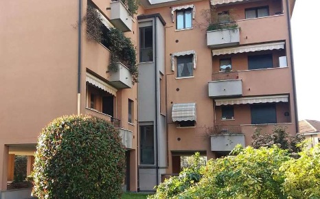 Foto Appartamento in Via San Vitale  121, Seregno Porada di 87 m² all'asta